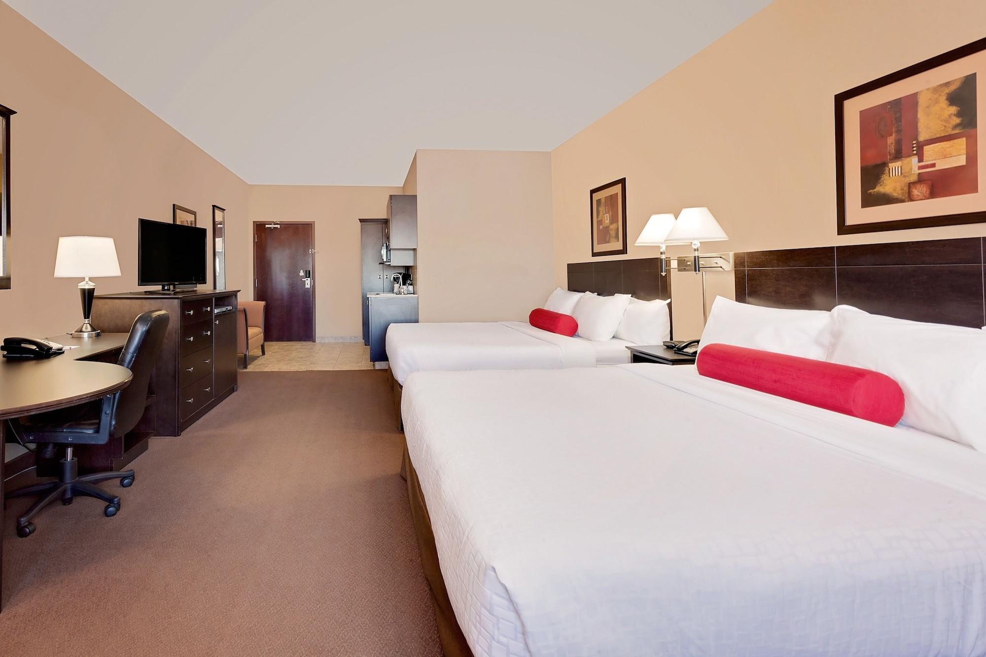 Hotel Ramada By Wyndham Camrose Extérieur photo